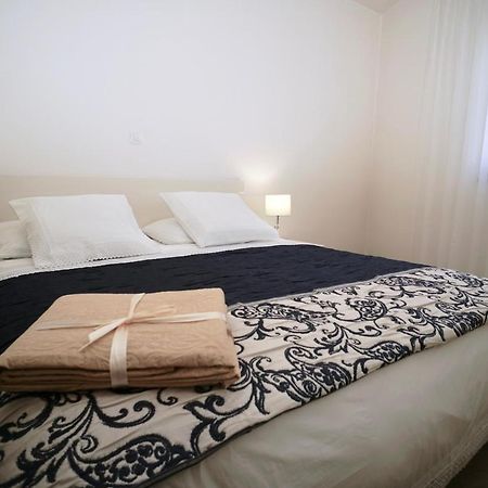 Apartments Villa Aquamarie Trogir Extérieur photo