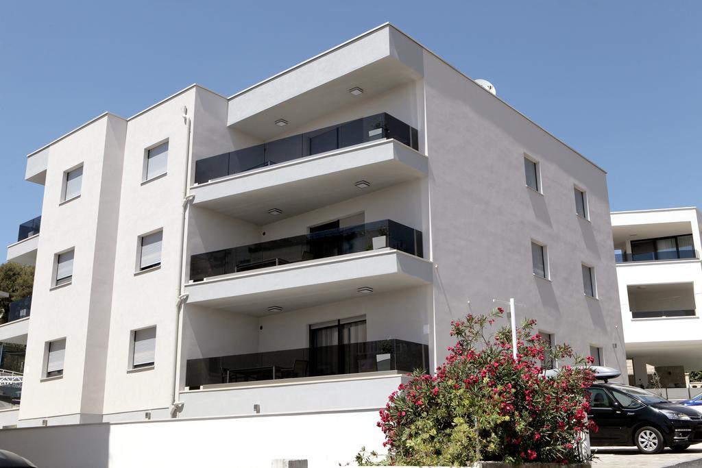 Apartments Villa Aquamarie Trogir Extérieur photo