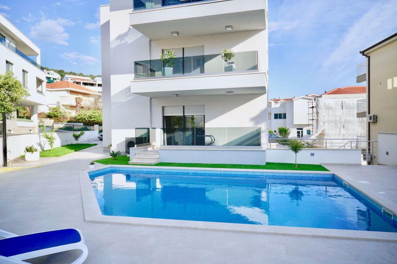 Apartments Villa Aquamarie Trogir Extérieur photo