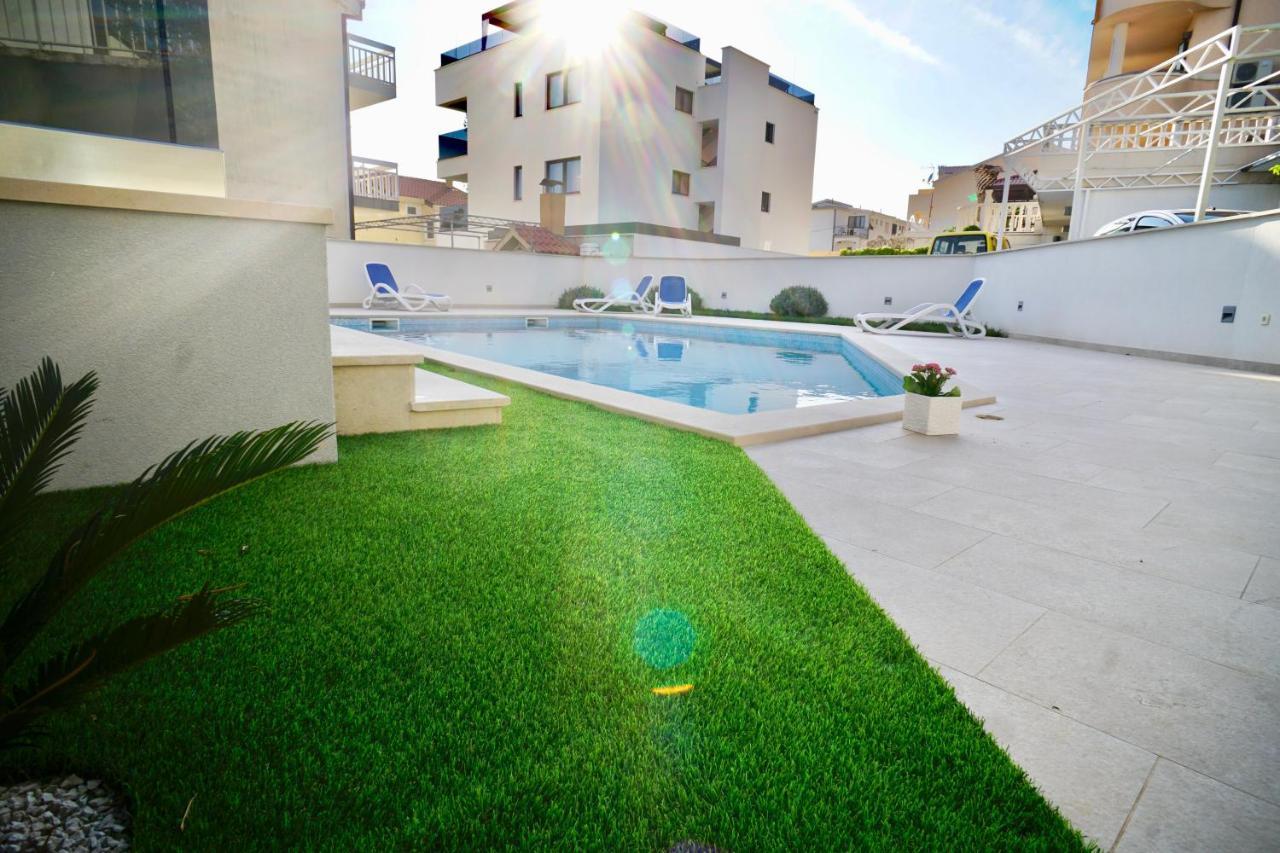 Apartments Villa Aquamarie Trogir Extérieur photo